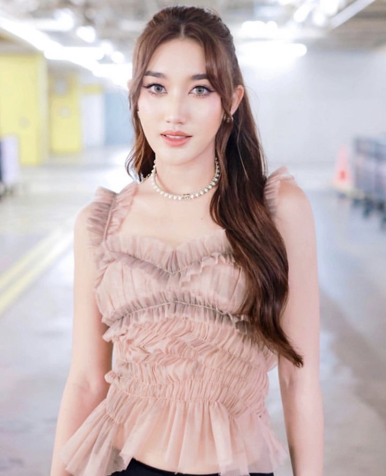 เบส คําสิงห์
