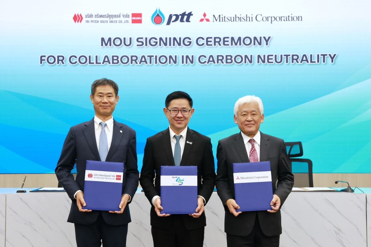 ปตท.-ตรีเพชรอีซูซุเซลส์-มิตซูบิชิ ผนึกกำลังผุดโปรเจ็กต์รถพลังงานสะอาด