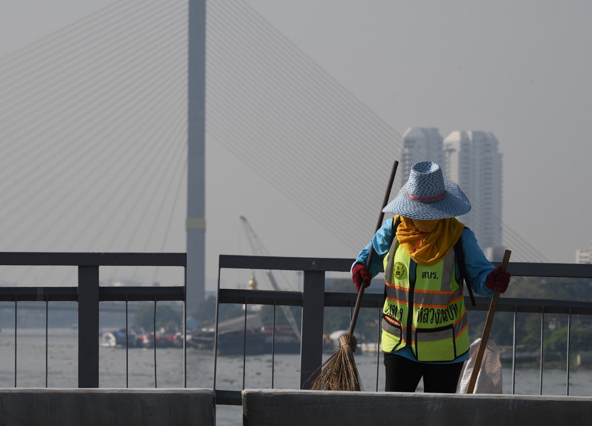 กทม.เตือนค่าฝุ่น PM 2.5 บ่ายนี้ (12 ธ.ค. 66) เกินมาตรฐานถึง 68 พื้นที่