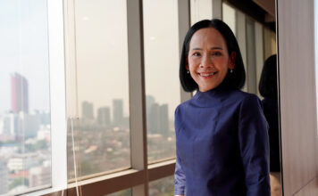 พรอนงค์ บุษราตระกูล