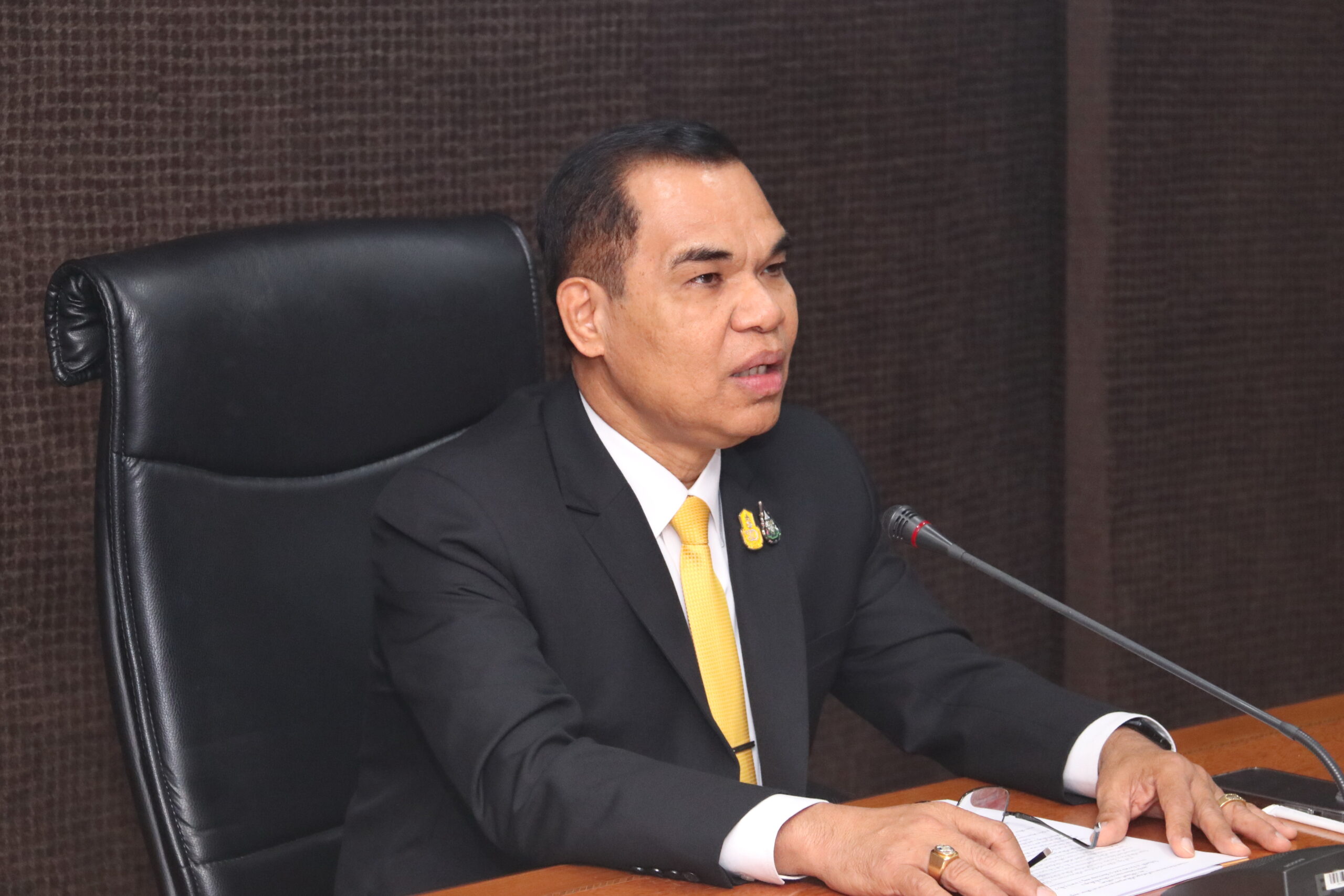 สพฐ. รุดแก้หนี้ครู 1.4 ล้านล้านบาท ม.ค. 67 ต้องมีมาตรการชัดเจน