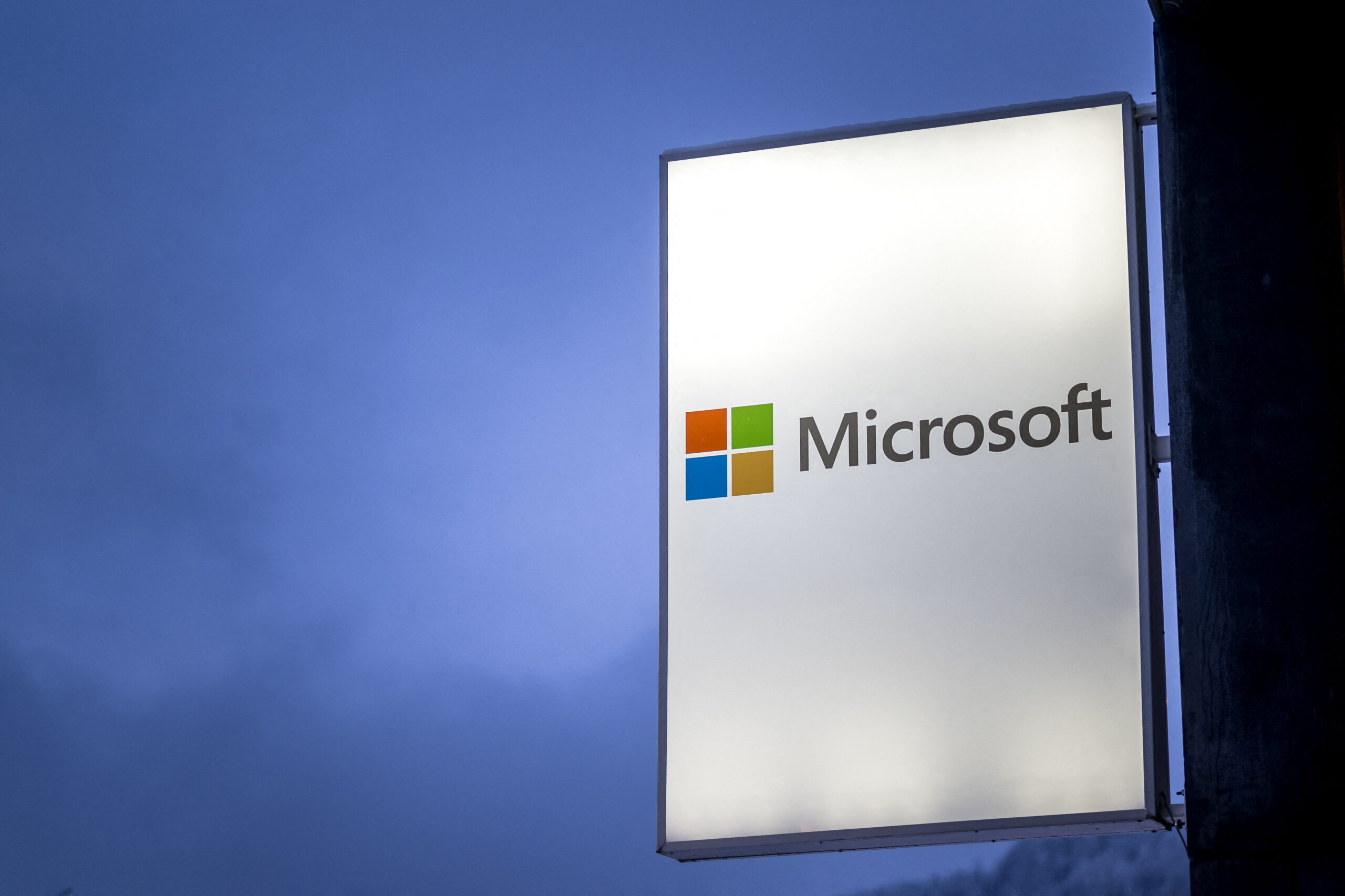 Microsoft เฉือน Apple ขึ้นอันดับ 1 บิ๊กเทค ชัยชนะ “ซอฟต์แวร์เอไอ”?