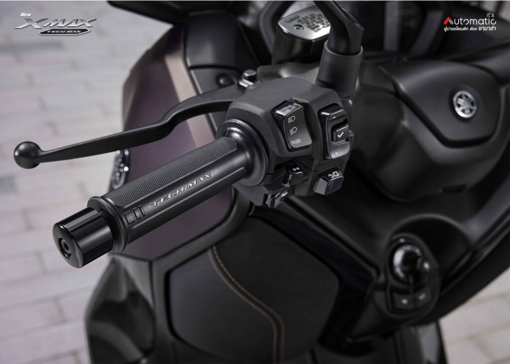 ยามาฮ่า XMAX Tech MAX