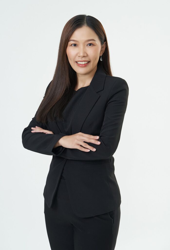 นางสาวพิชานันท์ บุญพร้อมกุล
