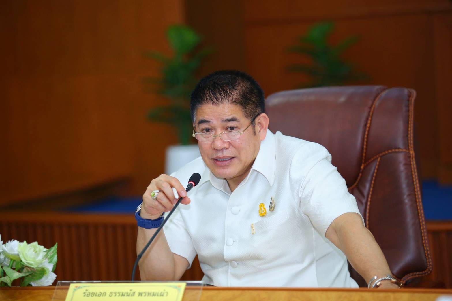 ธรรมนัส พรหมเผ่า