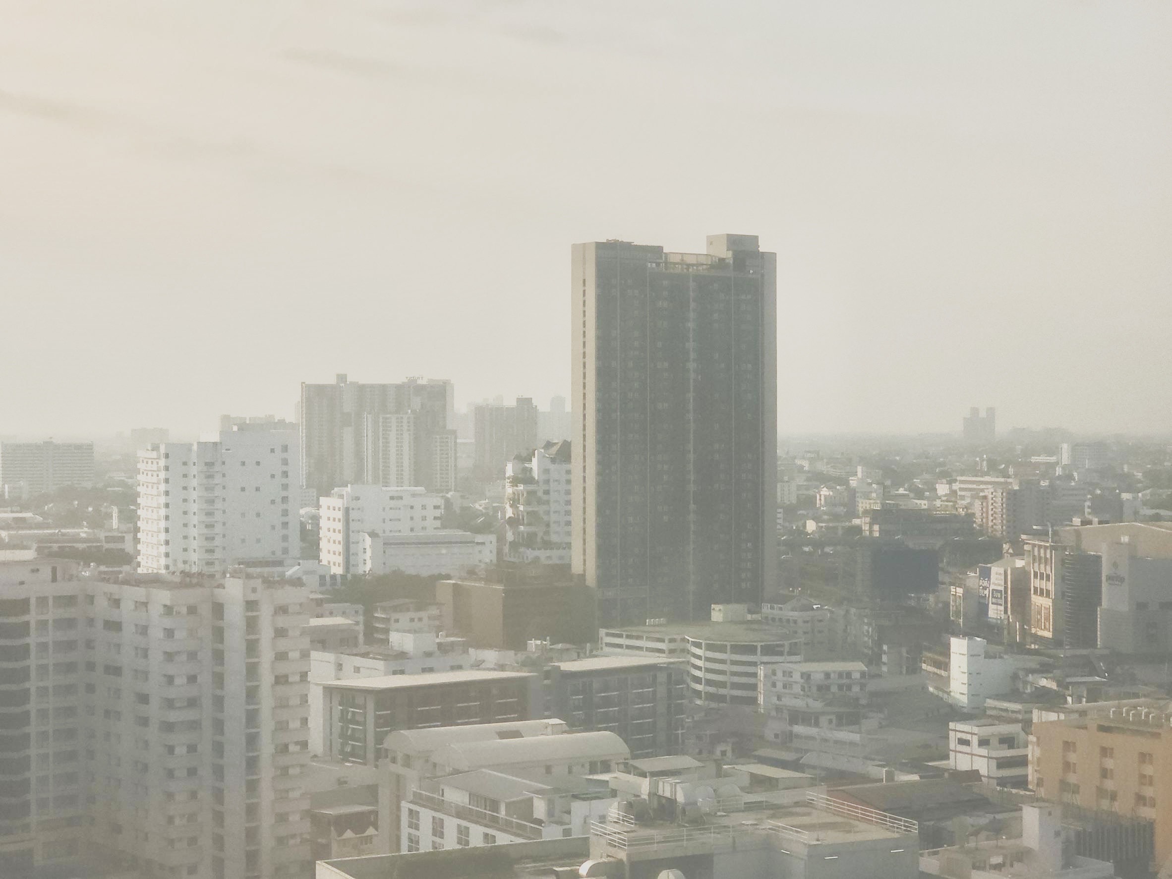 เช็กค่าฝุ่น PM 2.5 วันนี้ (15 ก.พ. 67) พบ 56 จังหวัดเกินค่ามาตรฐาน