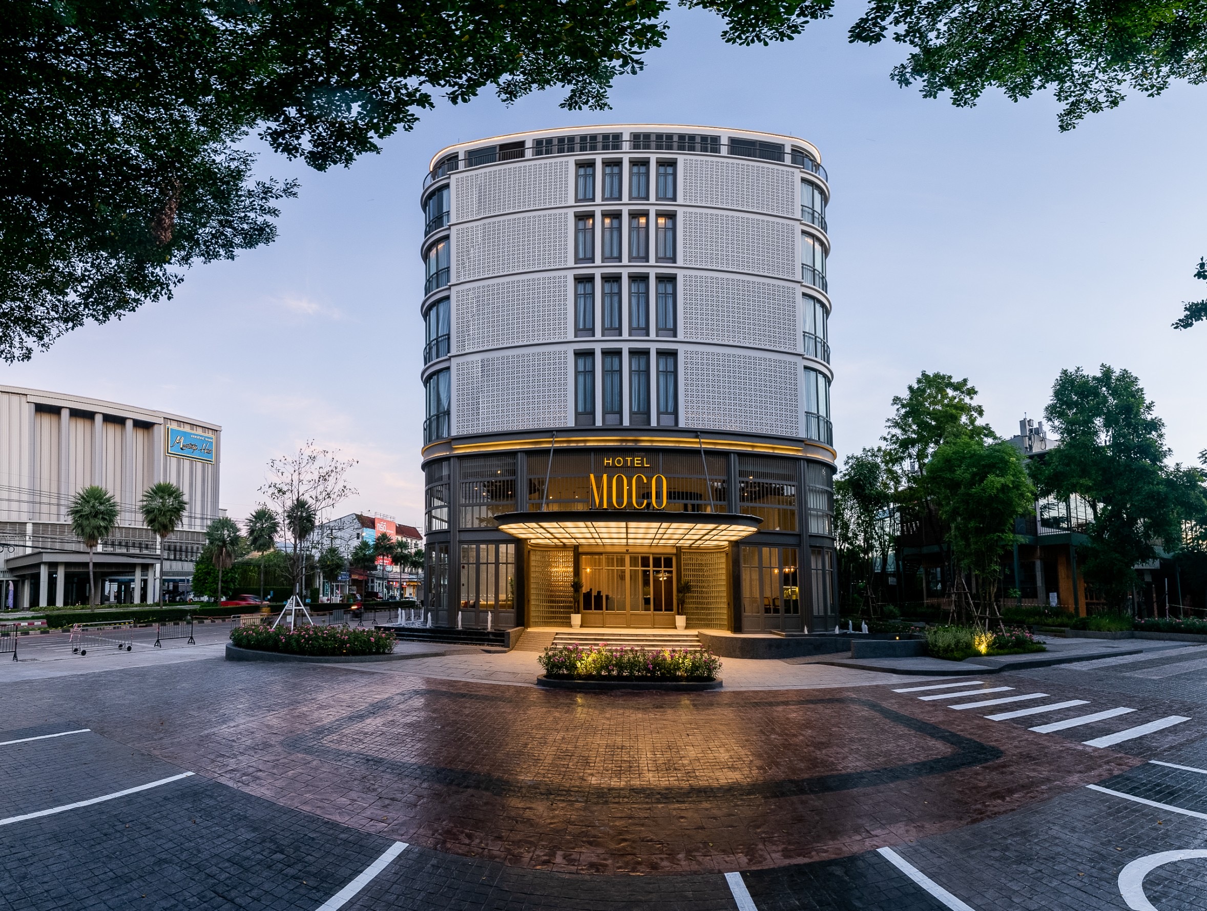 โรงแรมโมโค