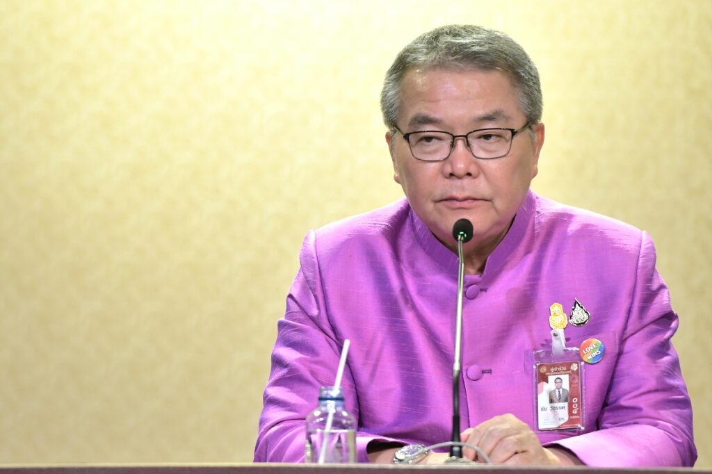 ชัย วัชรงค์ โฆษกประจำสำนักนายกรัฐมนตรี