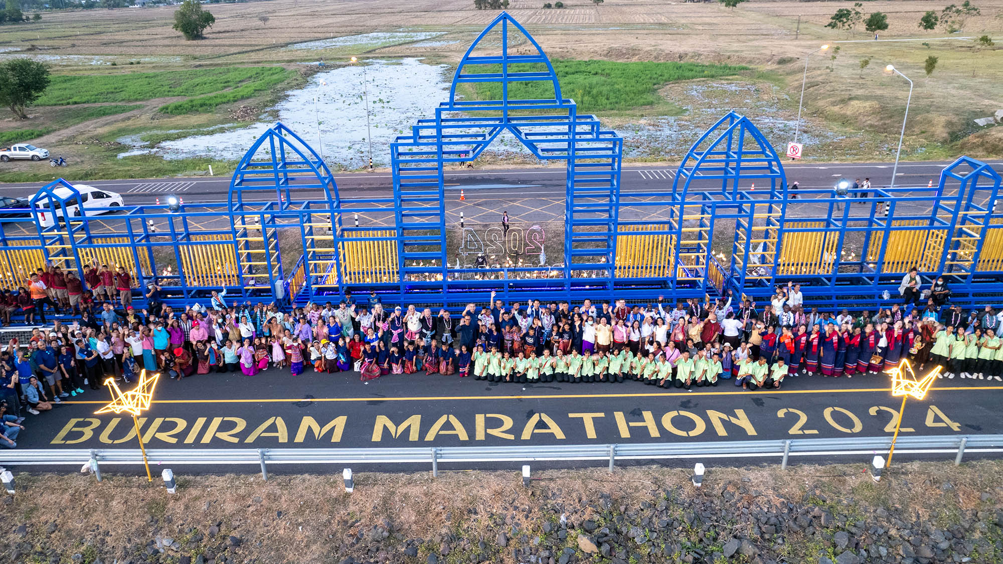 เสิร์ฟ “หมูกระทะ” ฉลองแชมป์นักวิ่งพิชิตสถิติใหม่ “บุรีรัมย์ มาราธอน 2024”