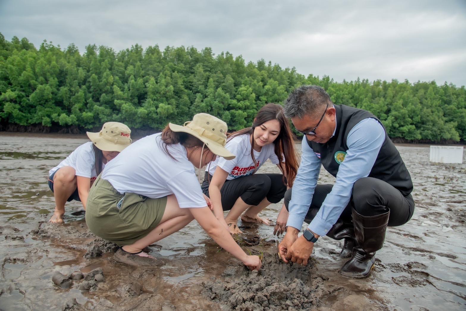 ปุ้มปุ้ย SAVE THE OCEAN ร่วมประมงพื้นบ้าน สร้างสมดุลระบบนิเวศทะเลตรัง