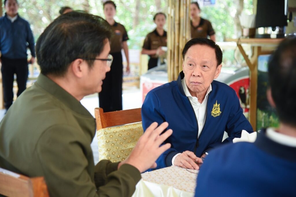 พล.ต.อ.พัชรวาท วงษ์สุวรรณ