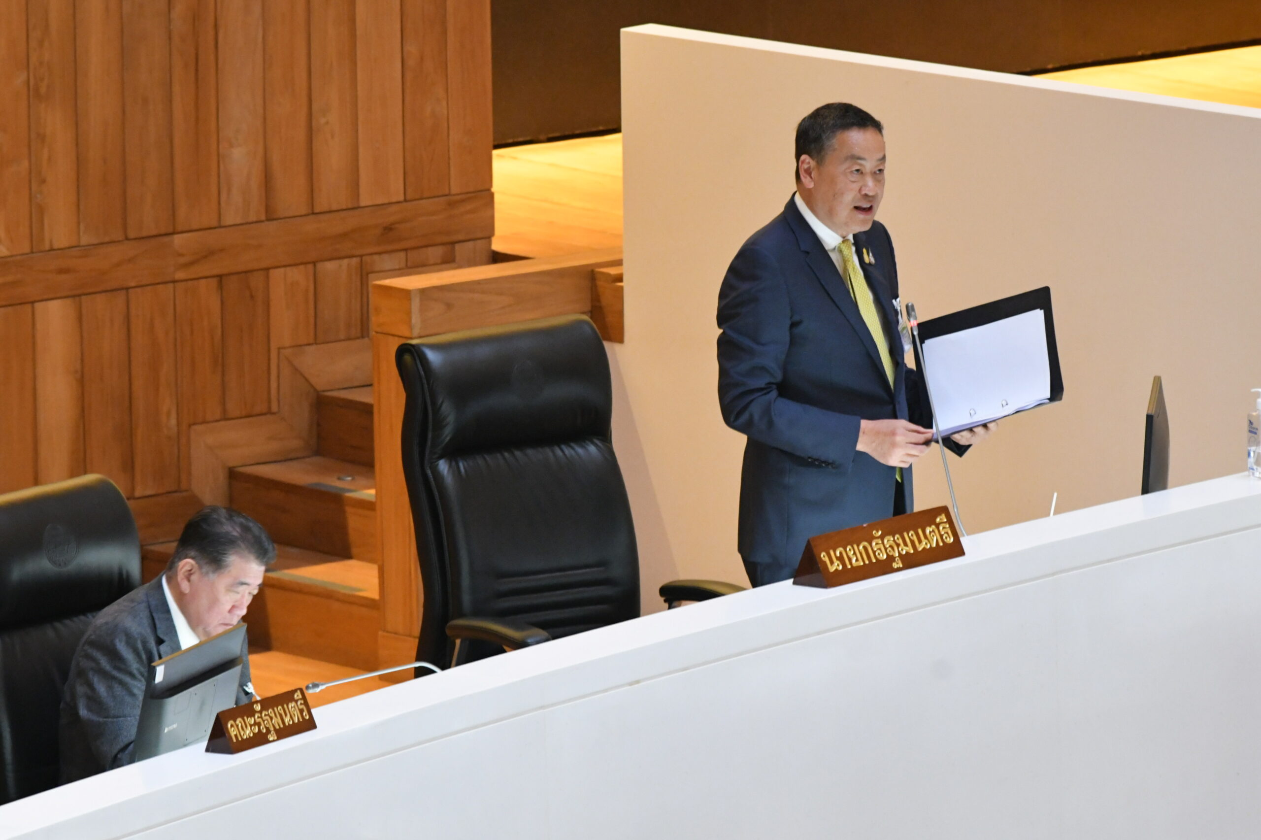 เศรษฐา แจงงบฯ 67 ลั่นรัฐบาลจำเป็นเร่งด่วนต้องพลิกฟื้นเศรษฐกิจในระยะสั้น