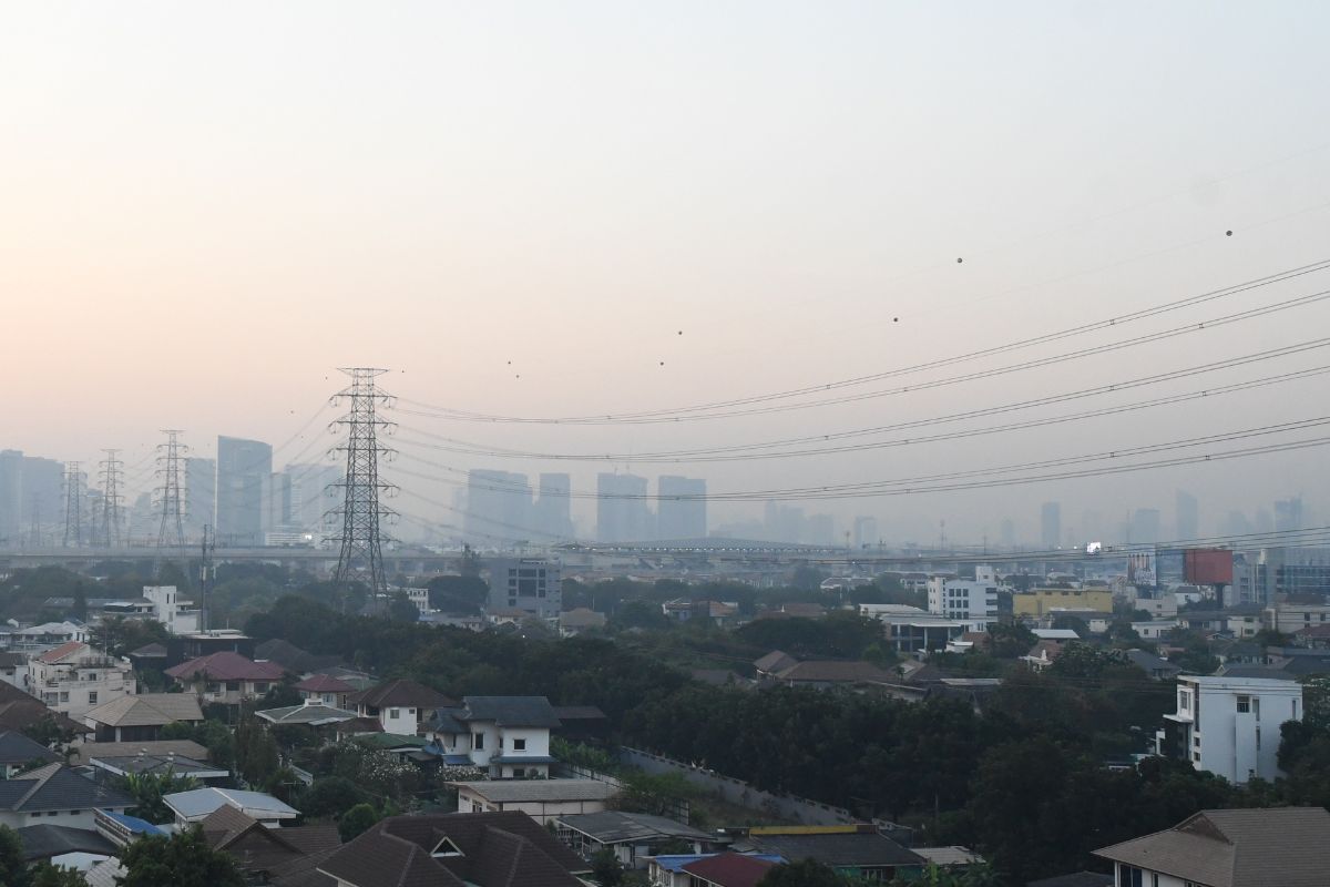 เช็กค่าฝุ่น PM 2.5 วันนี้ (12 มี.ค. 2567) พบ 43 จังหวัดเกินค่ามาตรฐาน