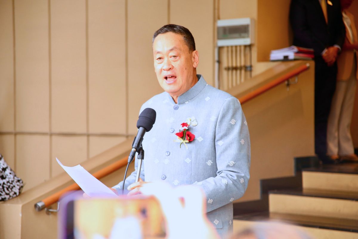 เศรษฐา สั่งกลาง ครม.ตรวจสอบ อธิบดีกรมการข้าว โดนตบทรัพย์