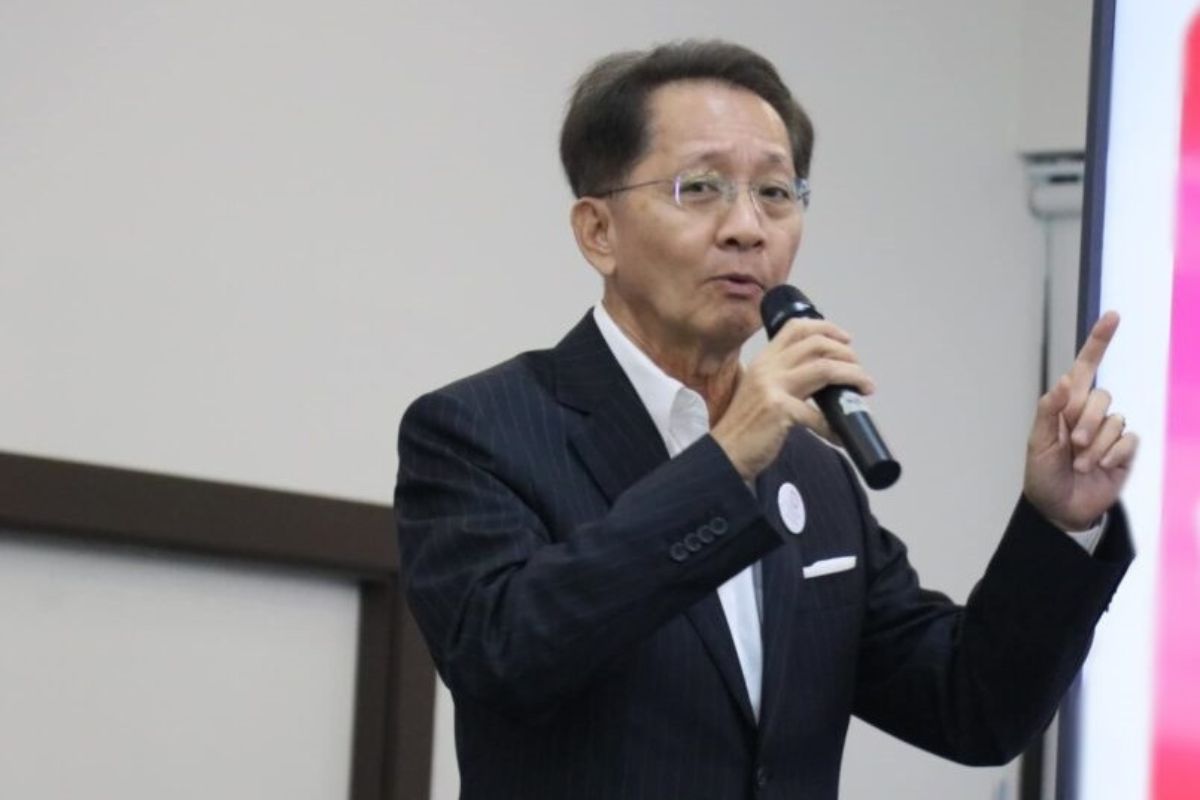 ธีระชัย มองความเสี่ยง 2 ประเทศใหญ่ บีบไทยเลือกฝั่ง ชี้แลนด์บริดจ์ เป็นโอกาสไทย