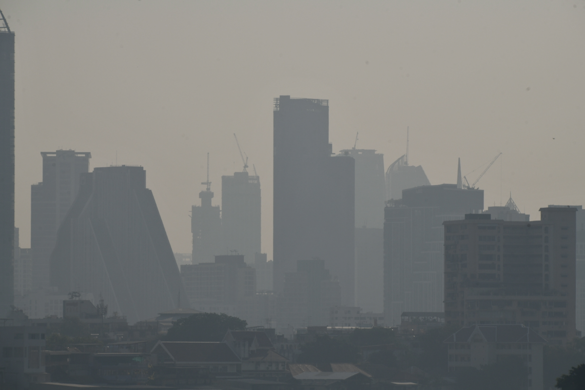 ค่าฝุ่น PM 2.5 กรุงเทพฯ พุ่ง 48 เขต ปลัด ทส. ขอให้ทำงานจากที่บ้านจนถึงสุดสัปดาห์
