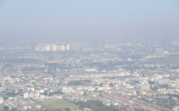 ฝุ่น ฝุ่น PM 2.5 ภาพมุมสูง