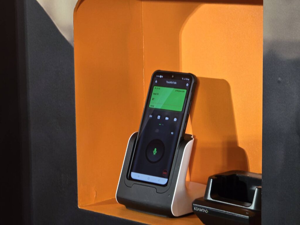 Samsung เปิดไลน์อัพแท็บเล็ต-มือถือสุดแกร่ง