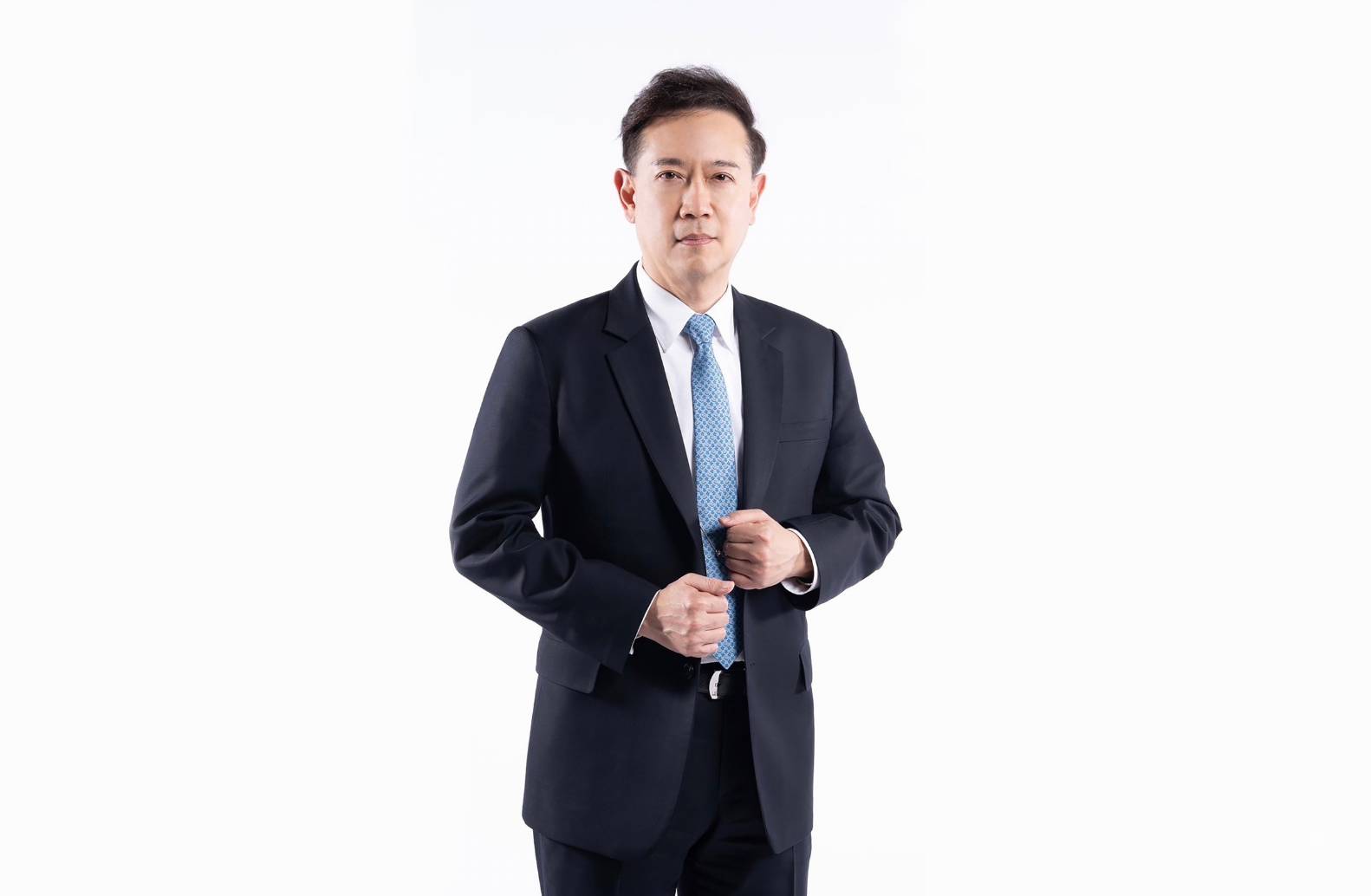 นาฬิกอติภัค แสงสนิท