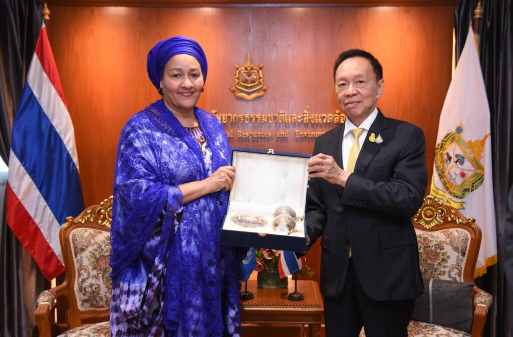 'พัชรวาท' ถกปัญหา PM 2.5 กับ “เอมินา เจ โมฮัมเหม็ด” รองเลขาธิการยูเอ็น