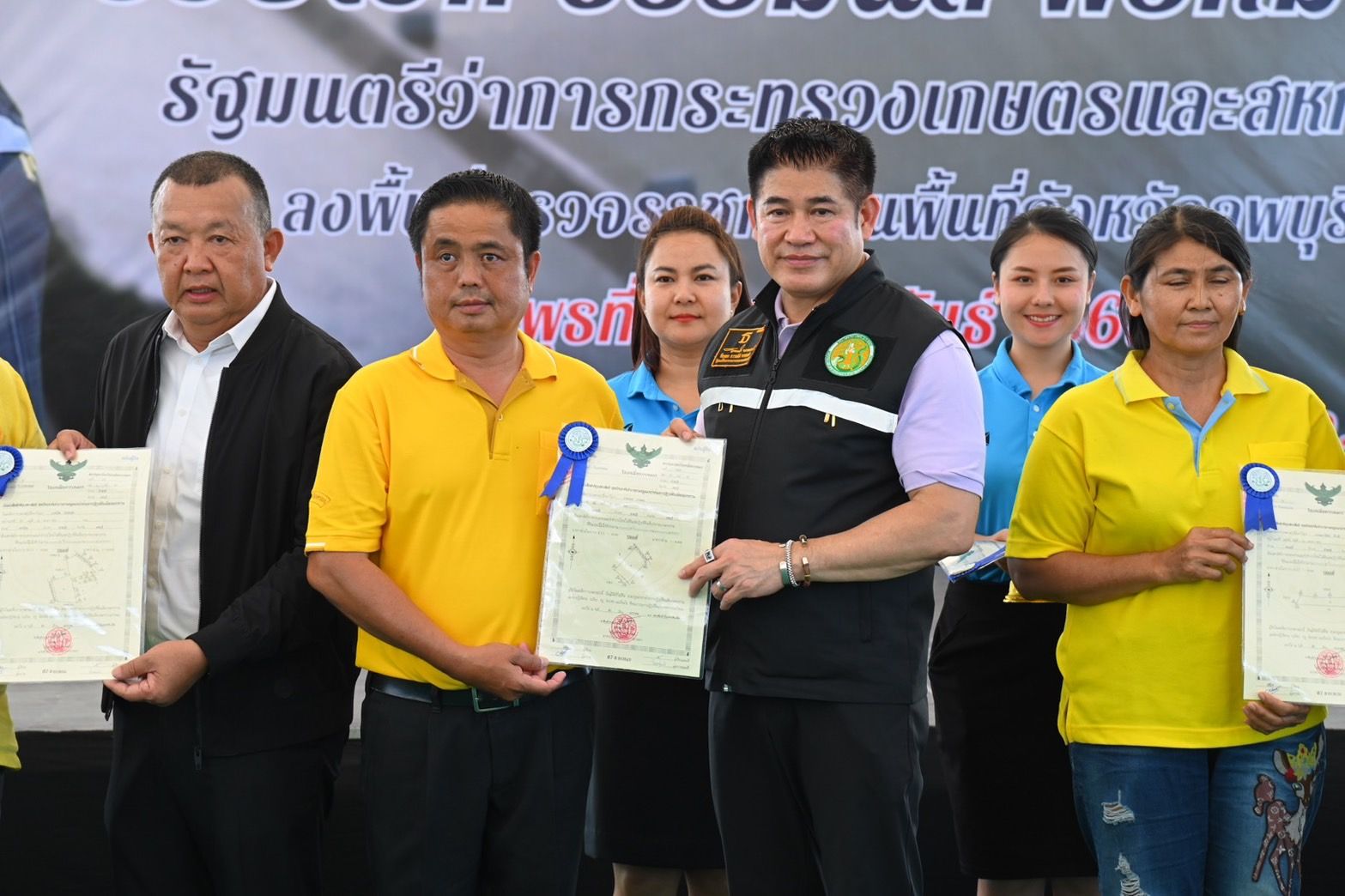 “ธรรมนัส” ลงพื้นที่ ติดตามโครงการอ่างเก็บน้ำกุดตาเพชร ลพบุรี