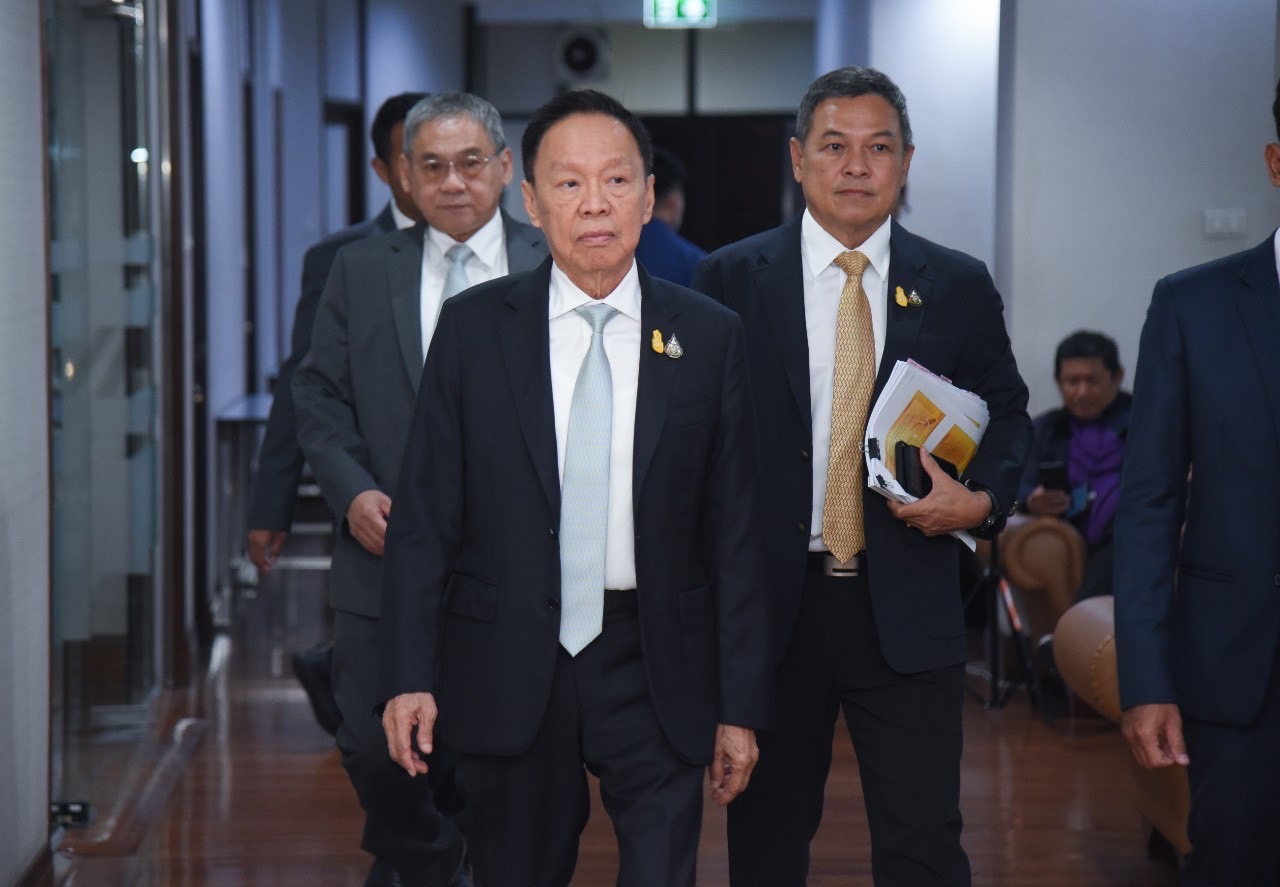 พัชรวาท ชง ครม. หวดบทลงโทษเข้ม แก้ฝุ่น PM 2.5 รับ “ฮุน มาเนต” เยือนไทย 7 ก.พ. 