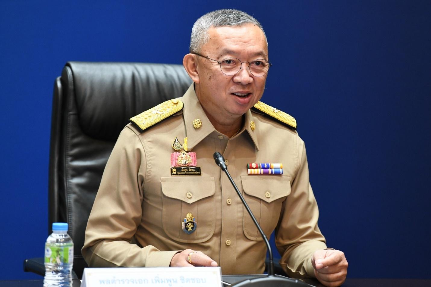 ศธ. แจงชัดหลังออกแนวทางหักหนี้ครูทั่วประเทศ 