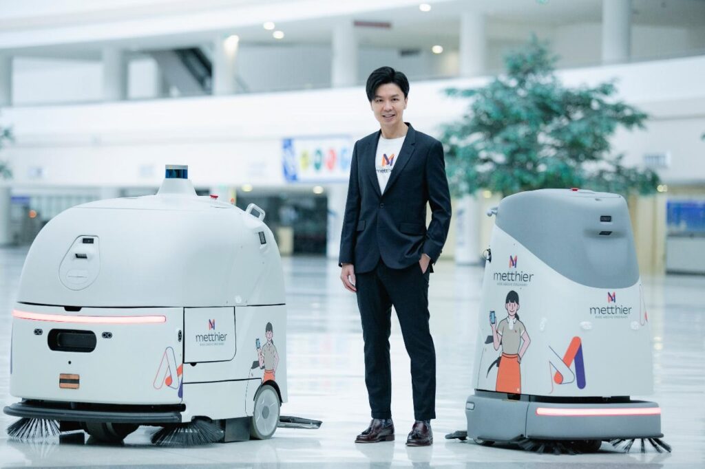 ขยล ตันติชาติวัฒน์ ประธานเจ้าหน้าที่บริหาร บริษัท เมทเธียร์ จำกัด ขยล ตันติชาติวัฒน์ ประธานเจ้าหน้าที่บริหาร บริษัท เมทเธียร์ จำกัด
