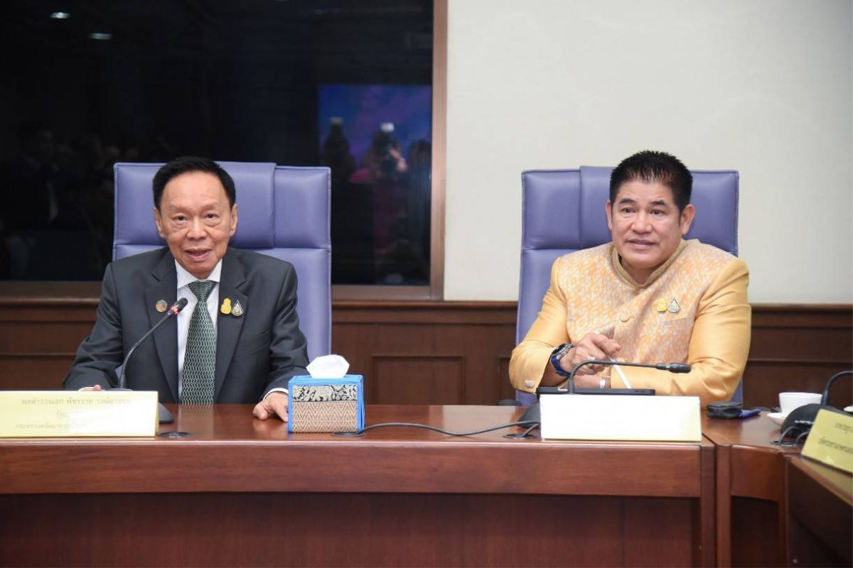 ‘พัชรวาท’ ผนึก ‘ธรรมนัส’ จัดใหญ่ฝนหลวงสยบฝุ่น PM 2.5