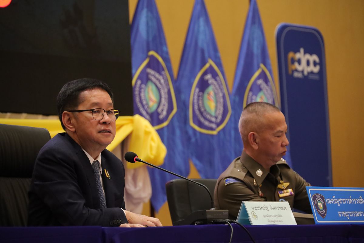 ขยายผลคดี พนักงานสถาบันการเงิน ขายข้อมูลลูกค้าให้ บ.ประกัน-มิจฉาชีพ