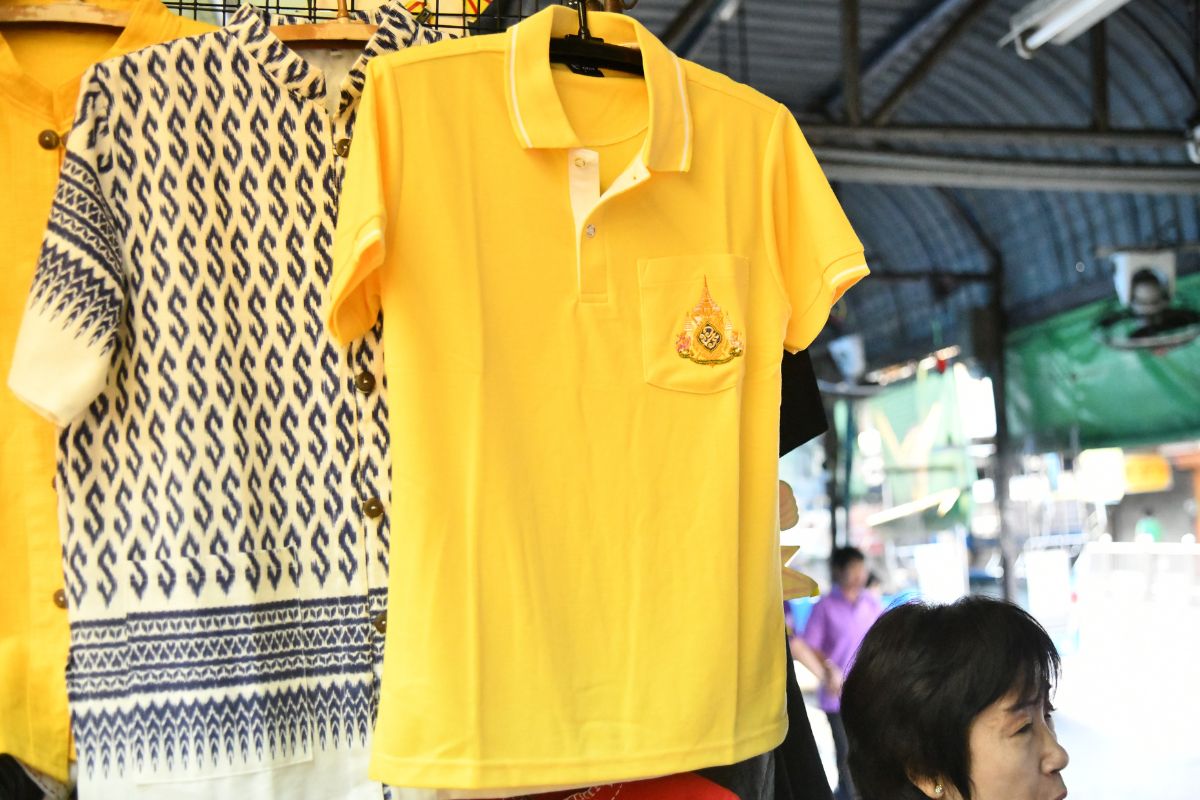 “เสื้อเหลือง” ดันยอดผลิตอุตสาหกรรมเครื่องนุ่งห่มพุ่ง 2 พันล้าน
