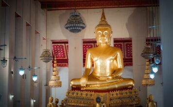 วัดมหาธาตุยุวราชรังสฤษฎิ์ ราชวรมหาวิหาร l Mahathatu Temple Bangkok