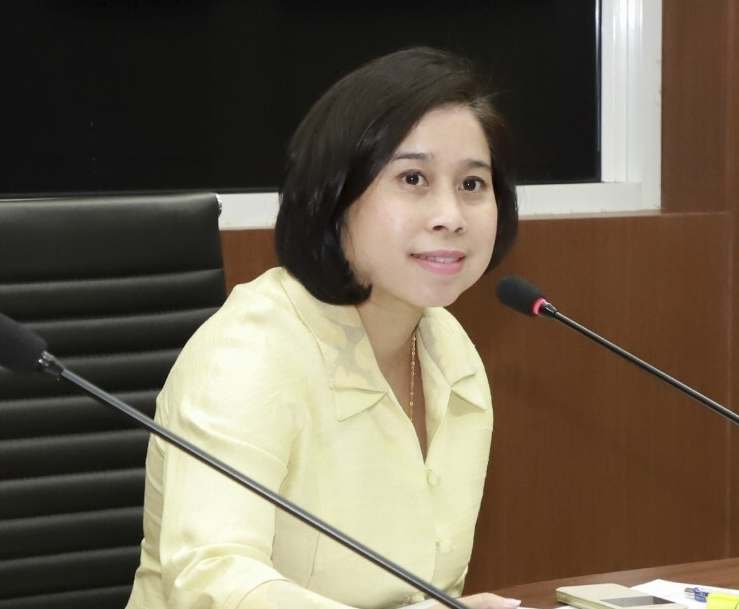 รศ.ดร.จุลนี เทียนไทย ภาควิชาสังคมวิทยาและมานุษยวิทยา คณะรัฐศาสตร์ จุฬาฯ