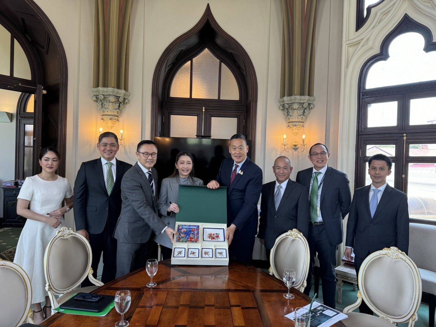 เศรษฐา เผยซีอีโอแบงก์กสิกรไทยรับปาก ช่วยรัฐบาลจัดโรดโชว์ ดึงต่างชาติ