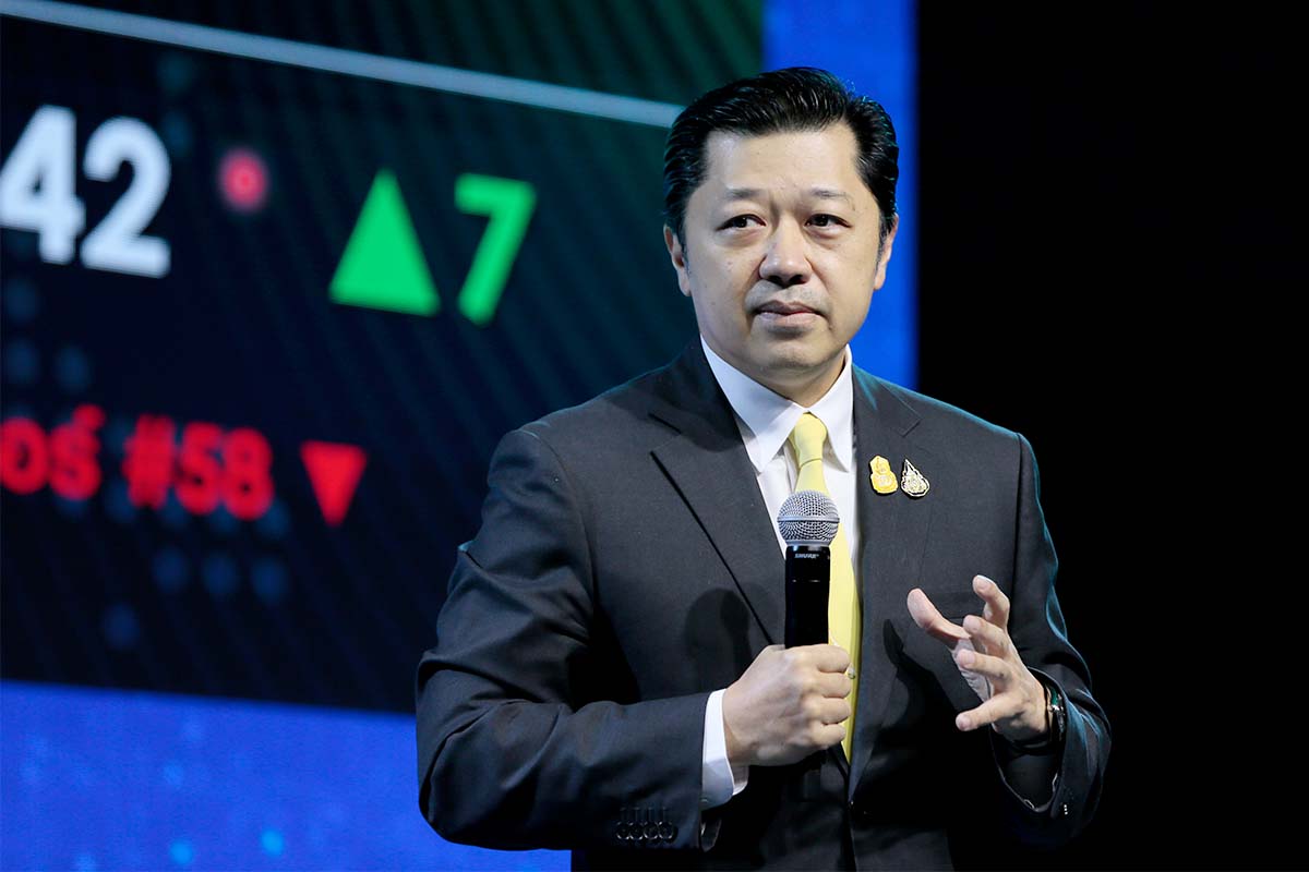 ฝ่าพายุเศรษฐกิจสไตล์ “ศุภชัย” พัฒนา “คน” เติมความรู้คู่คุณธรรม