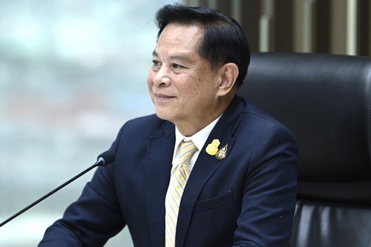พีระพันธุ์ มอบนโยบาย กฟผ. “เราต้องแบกค่าไฟ” ประโยชน์ประเทศ-ประชาชนมาก่อน