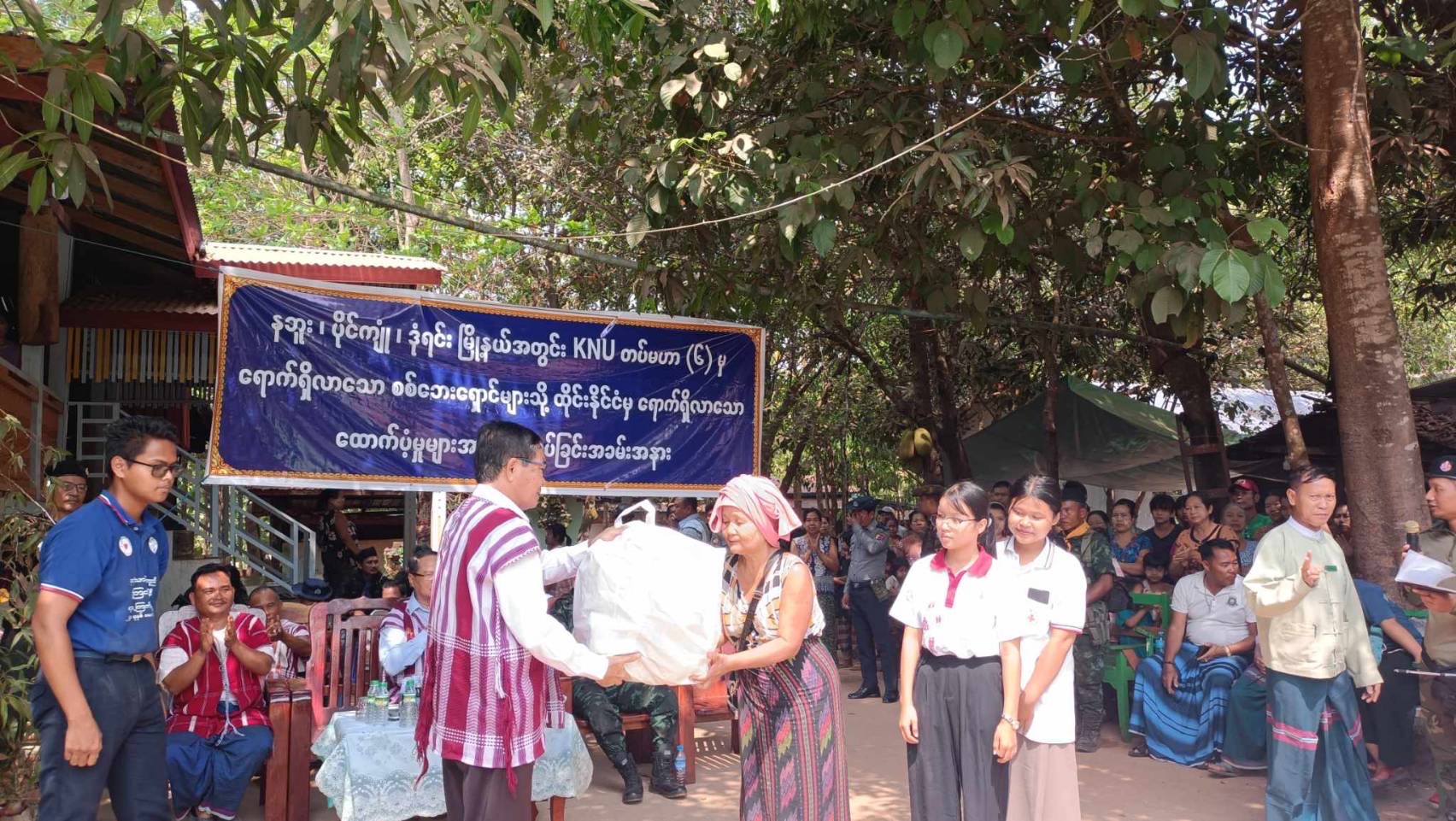 สิ่งของช่วยเหลือจากไทยถึงเมียนมาอย่างปลอดภัย แจกจ่ายเรียบร้อยแล้ว