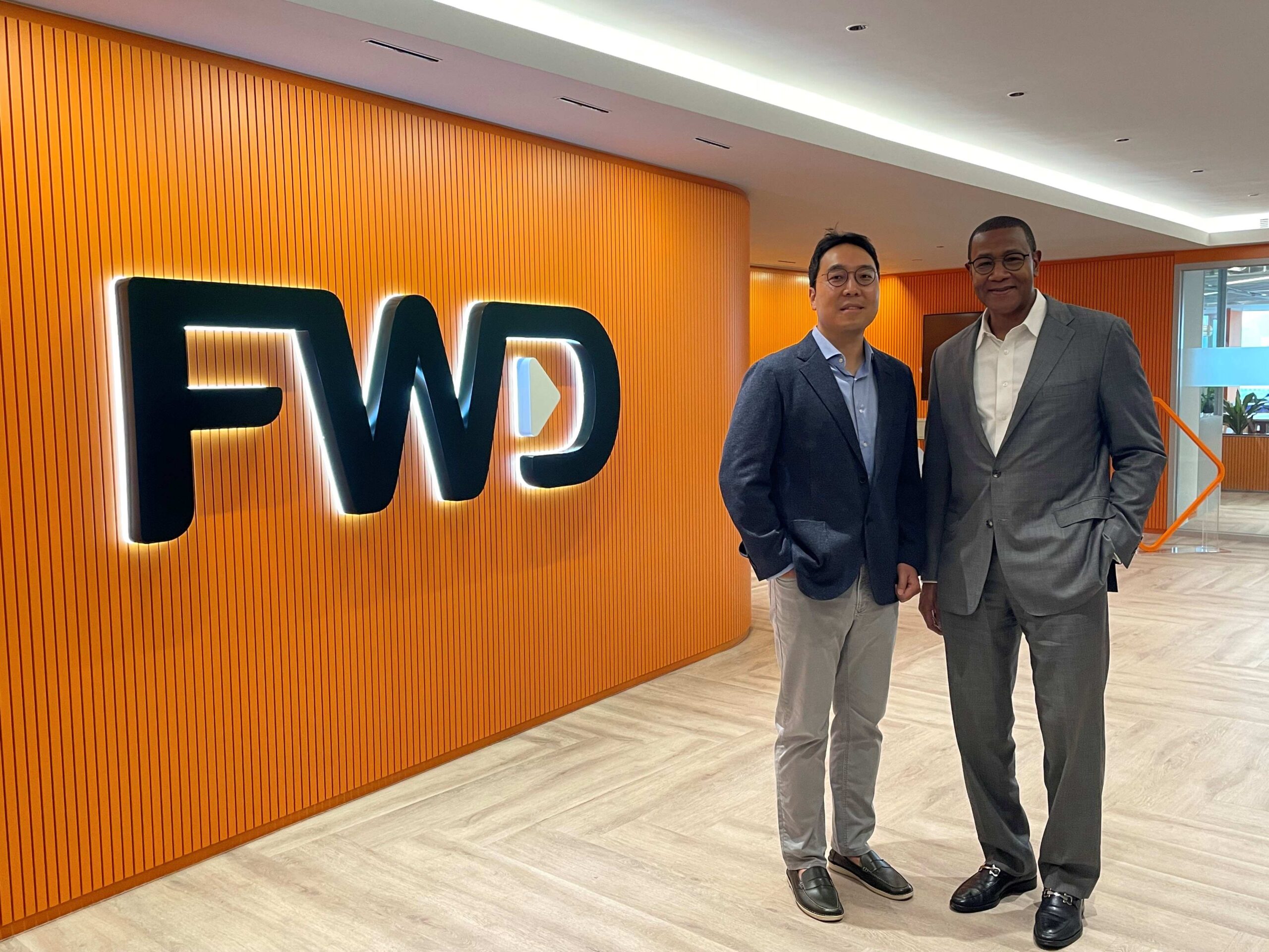 FWD จับมือ ไมโครซอฟท์ 