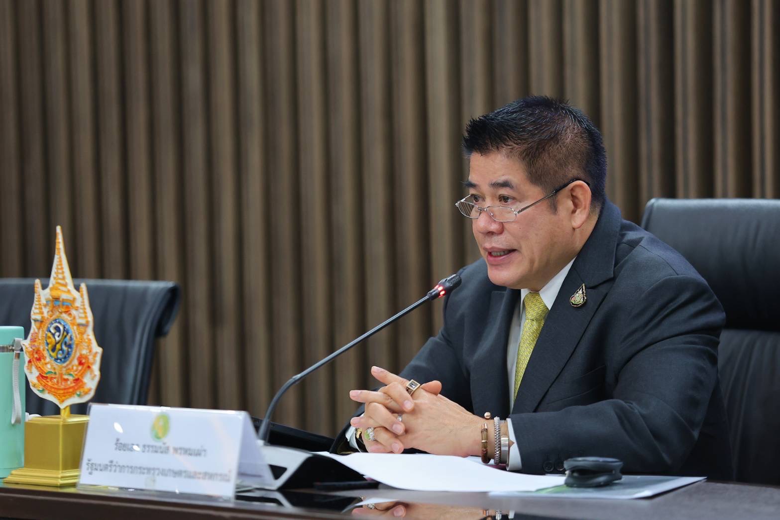 ธรรมนัส เตรียมชง “ปุ๋ยคนละครึ่ง” เสนอ นบข. ช่วยลดต้นทุนชาวนา