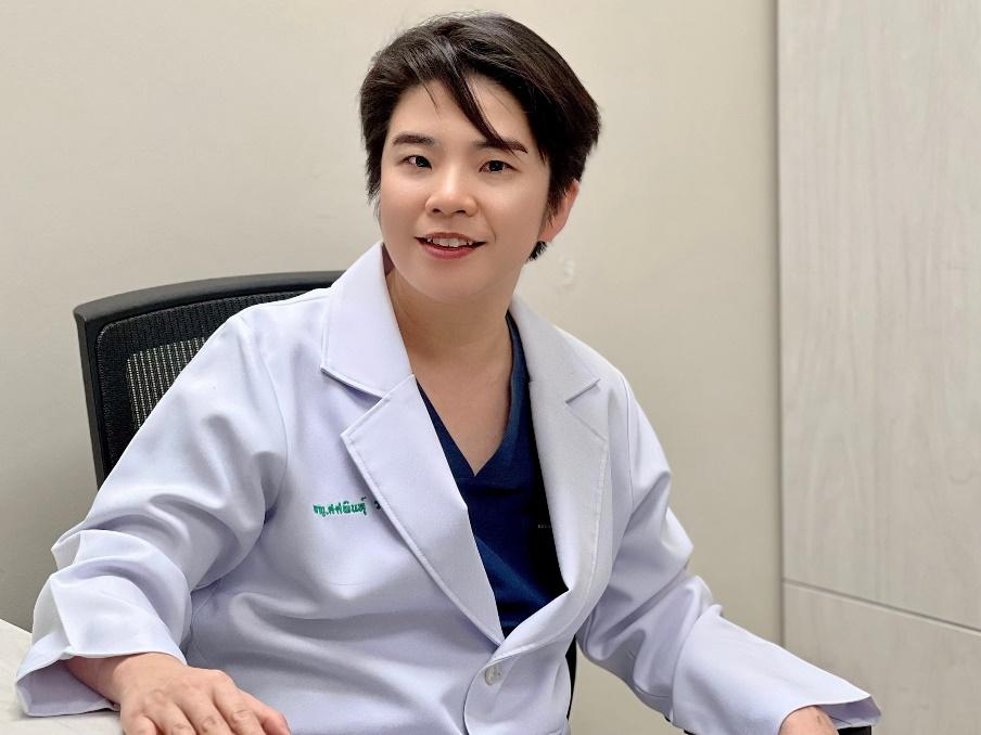 แพทย์หญิงศศพินทุ์ วงษ์โกวิท ศัลยแพทย์หญิง เพจหมอนุ้ย และ TikTok doctor nuiz
