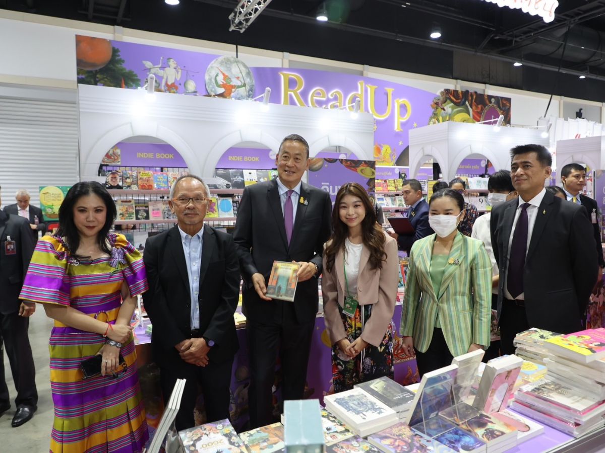 เศรษฐา เดินงานสัปดาห์หนังสือแวะบูท J47 สำนักพิมพ์มติชน ซื้อเล่มใหม่ หนุ่มเมืองจันท์