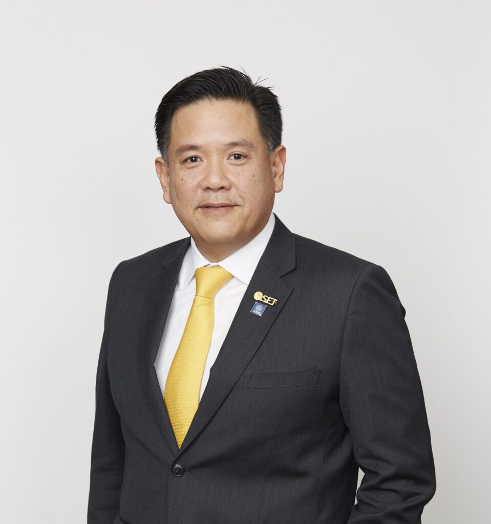 นายแมนพงศ์ เสนาณรงค์