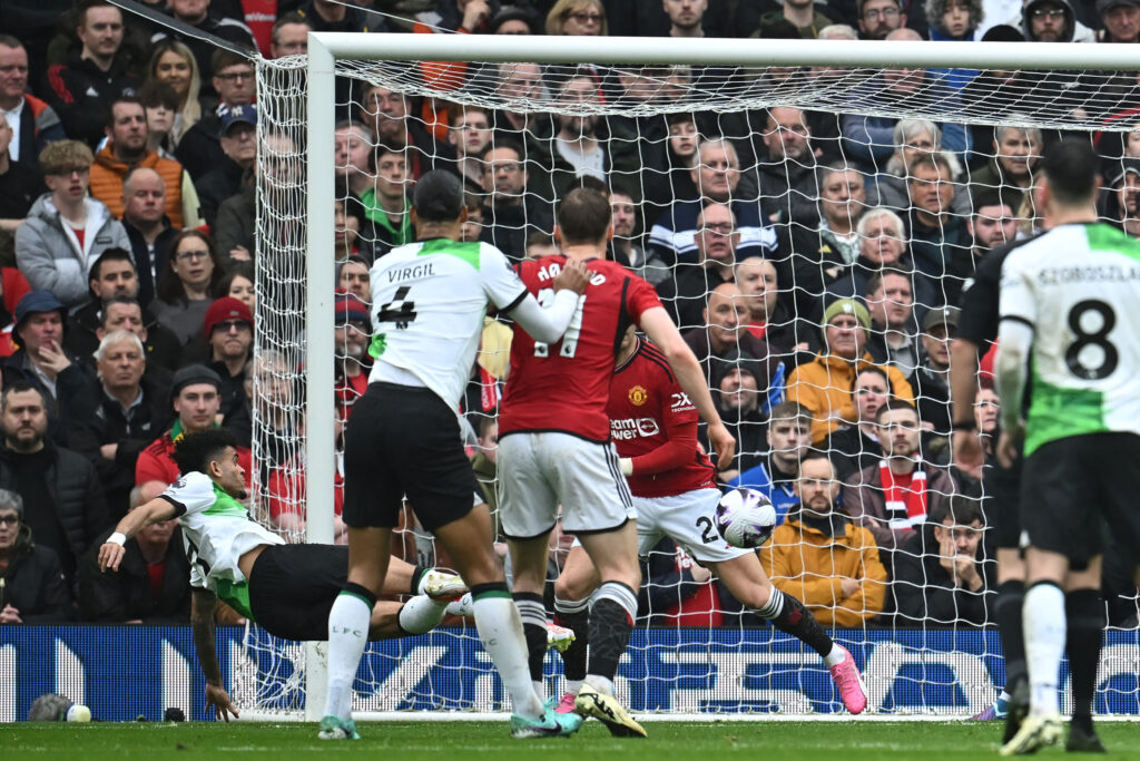 MAN UTD-LIVERPOOL