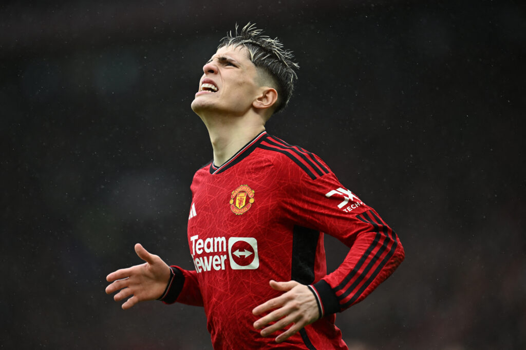 MAN UTD-LIVERPOOL