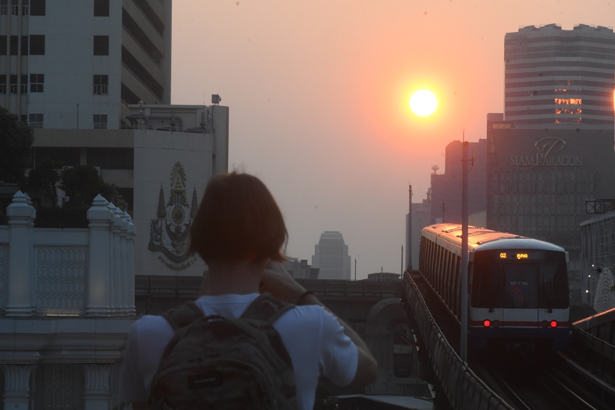 เช็กค่าฝุ่น PM 2.5 วันนี้ (25 เม.ย. 67) พบ 26 จังหวัดเกินค่ามาตรฐาน