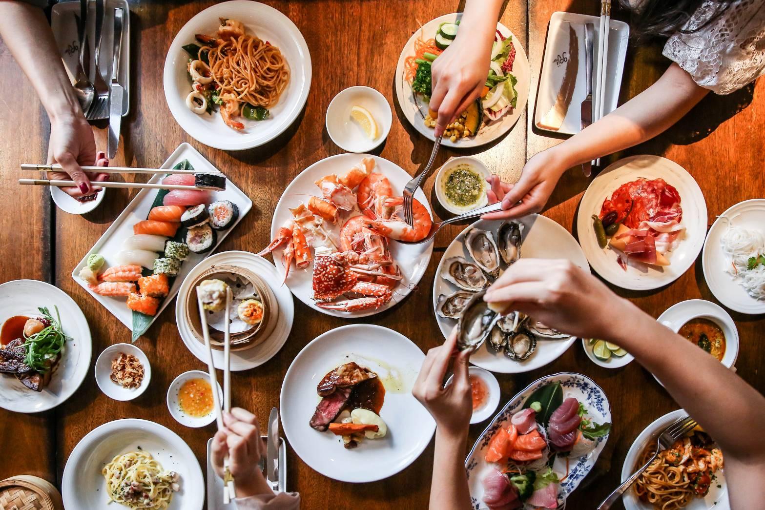 “EAT OUT” เฉลิมฉลองเทศกาลอาหารตลอด 90 วัน