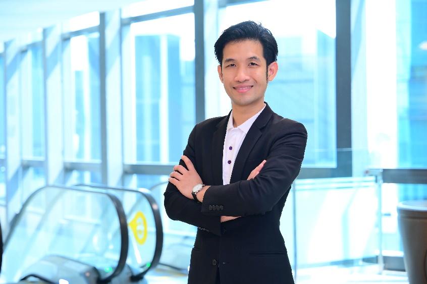 ธีรฉัตร ศิลปสนธยานนท์