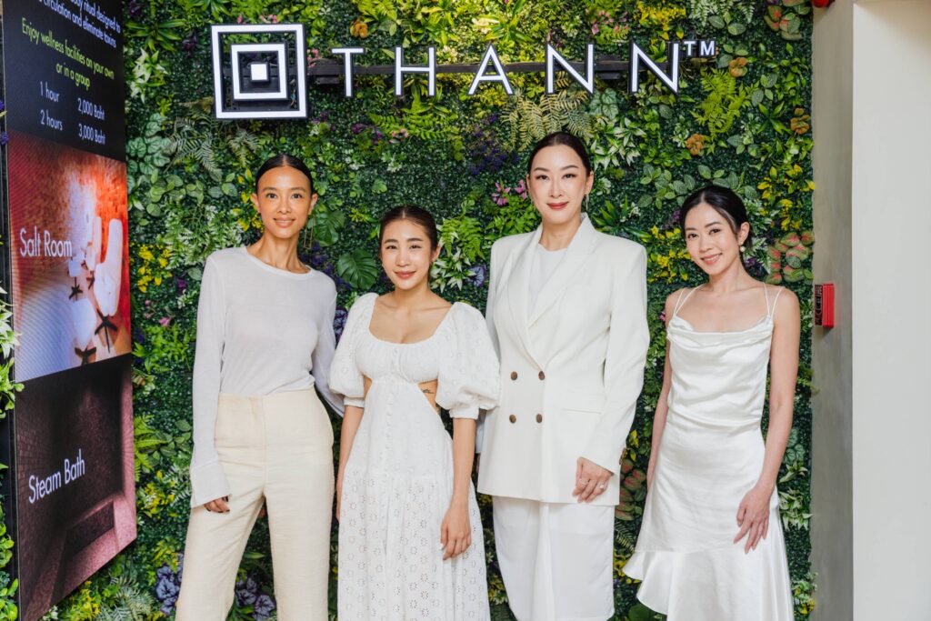 กานดา สายทุ้ม, ม.ล.เอวิตา ยุคล, แพทย์หญิงกนกวรรณ เศรษฐพงศ์วนิช และหฤทัย ไชยันต์ ณ อยุธยา