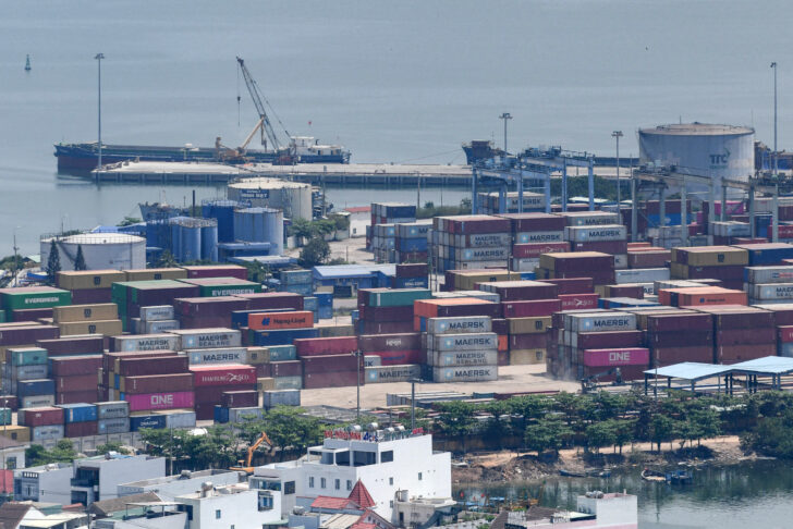 VIETNAM-TRADE เวียดนาม การค้า