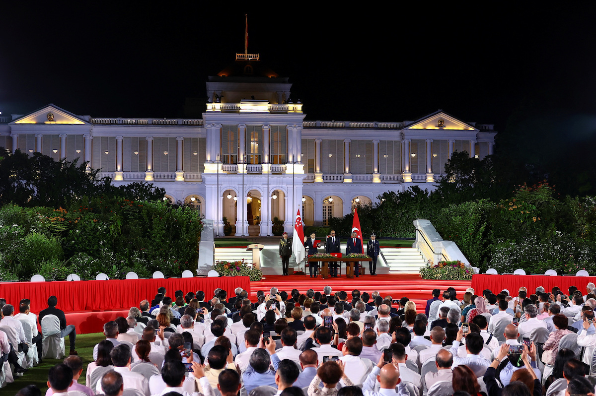 พิธีสาบานตนเป็นนายกรัฐมนตรีสิงคโปร์ของลอว์เรนซ์ หว่อง วันที่ 15 พฤษภาคม 2024
